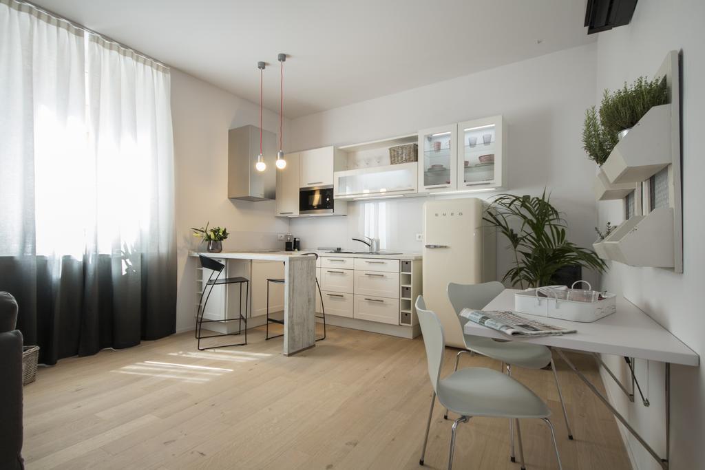 Cavour 51 Apartment Lecco Exterior photo